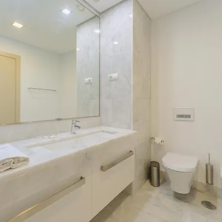 Flh Seaside Luxury At Madeira Palace